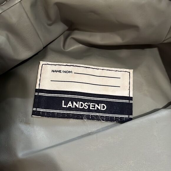 LANDS END KIDS LUNCH BOX - Picture 9 of 12